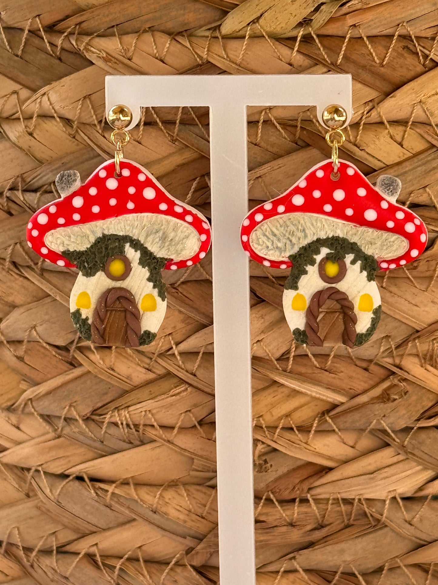 Mushroom Hideaway