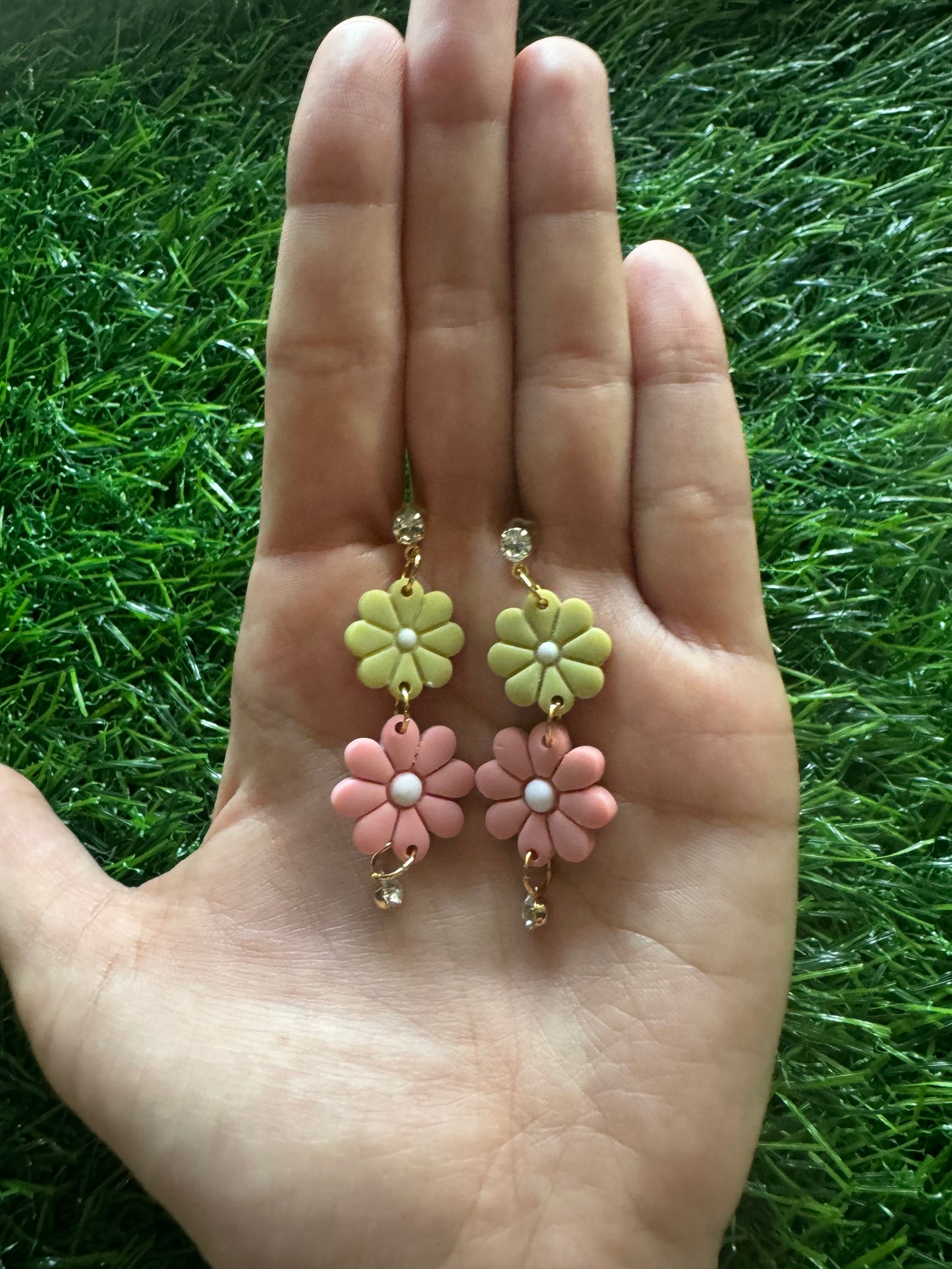 Double Daisy Dangle